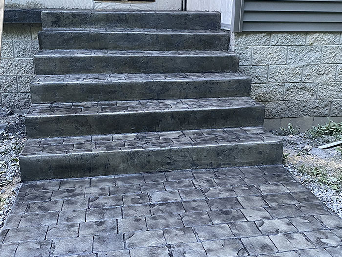 stamped concrete steps